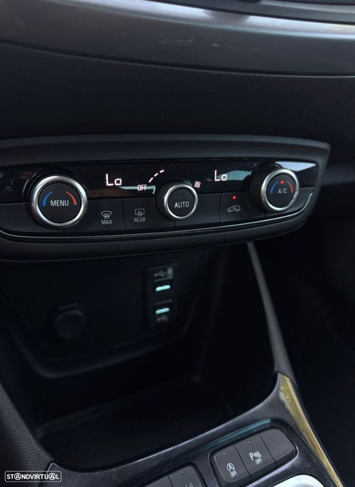 Opel Crossland X 1.2 T Ultimate - 9