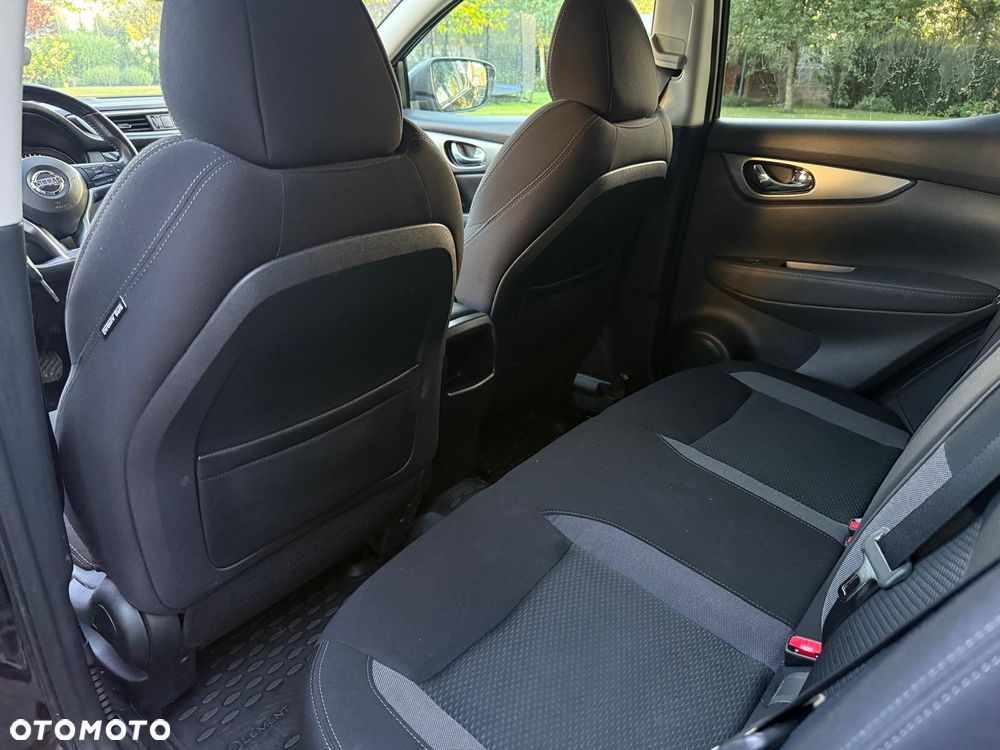 Nissan Qashqai 1.7 dCi Xtronic ALL-MODE 4x4i TEKNA - 16