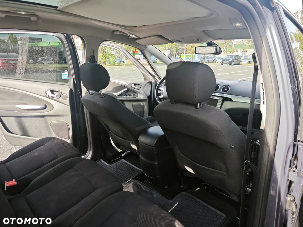 Ford S-Max - 29