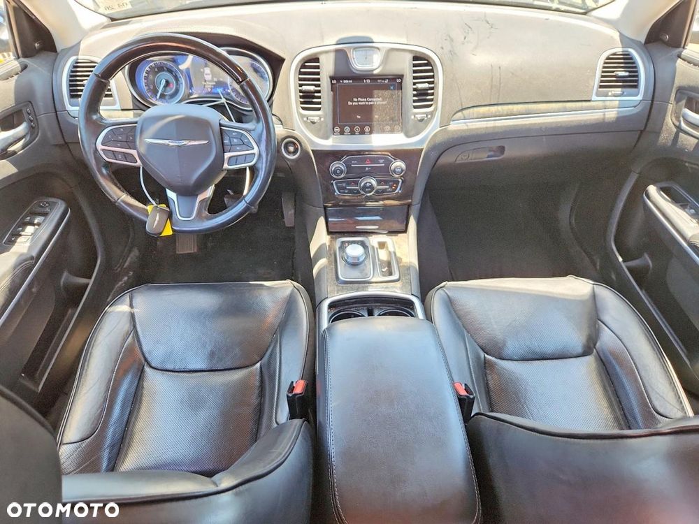 Chrysler 300C - 9