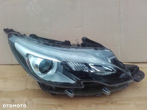 REFLEKTOR LAMPA PRAWA PEUGEOT 2008 LIFT - 1