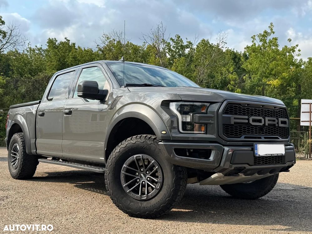 Ford Raptor - 1