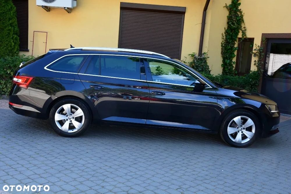 Skoda Superb 2.0 TDI DSG Style - 19
