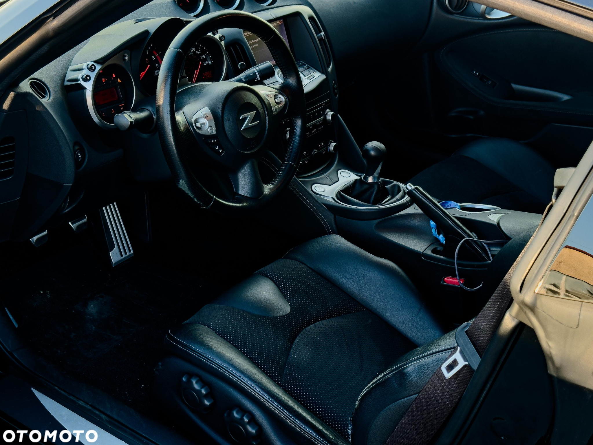 Nissan 370 Z 3.7 V6 - 33