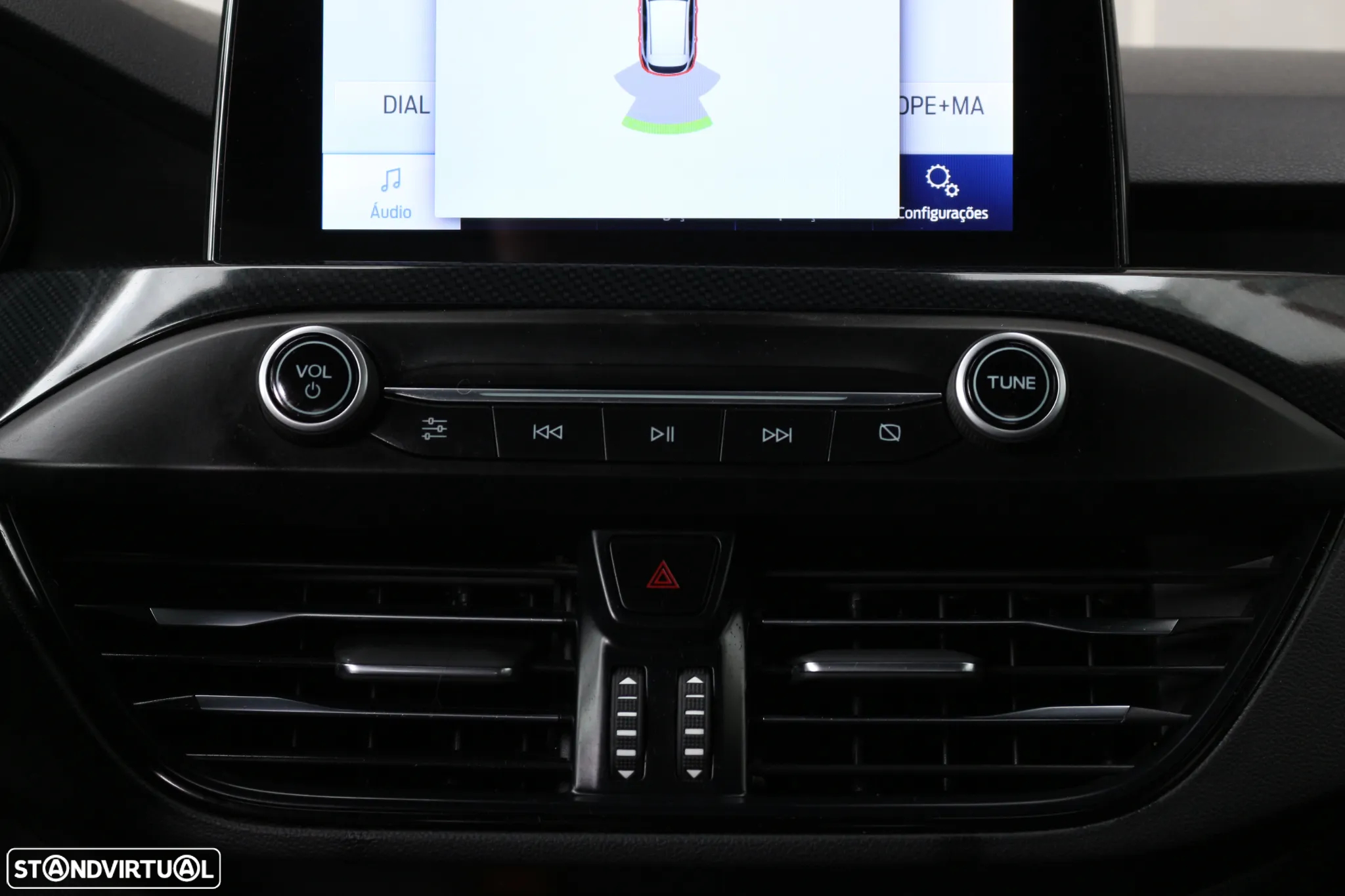 Ford Focus SW 1.0 EcoBoost S&S ST-LINE - 33