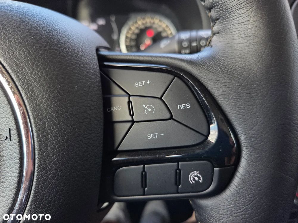 Jeep Renegade 1.6 E-TorQ Longitude - 32
