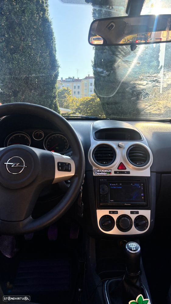 Opel Corsa 1.3 CDTI CMON - 4