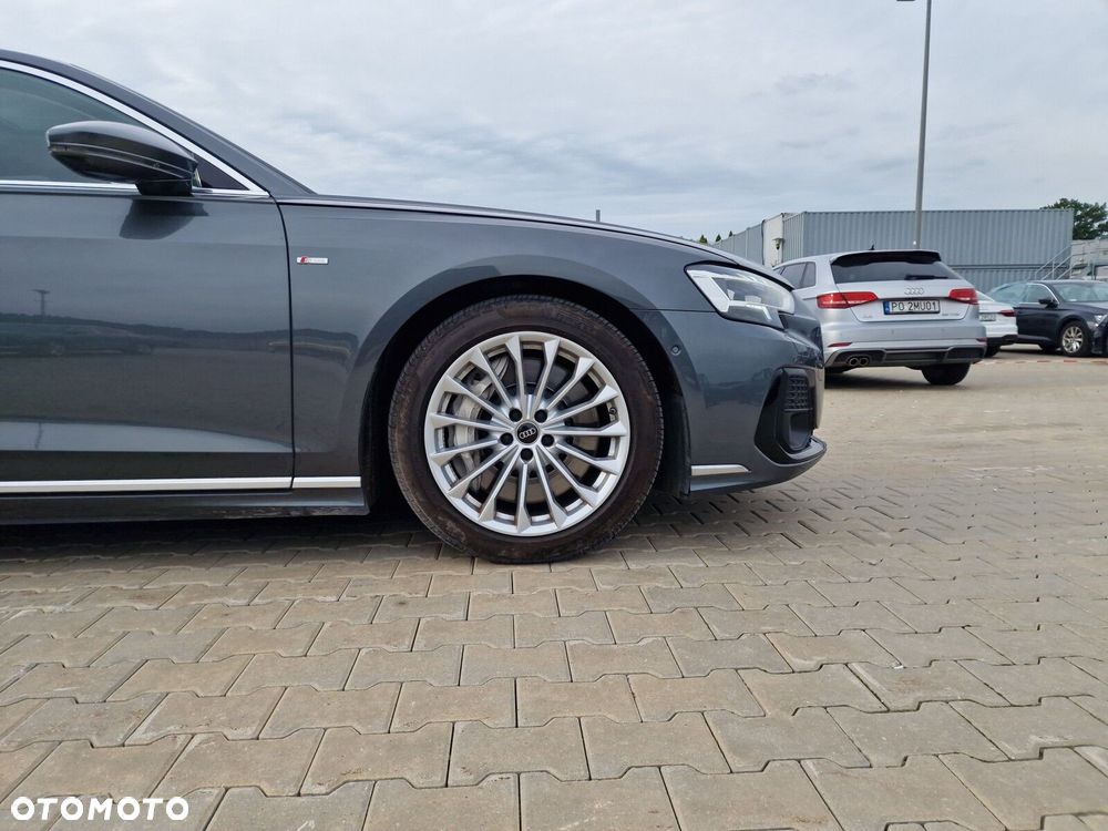 Audi A8 - 24