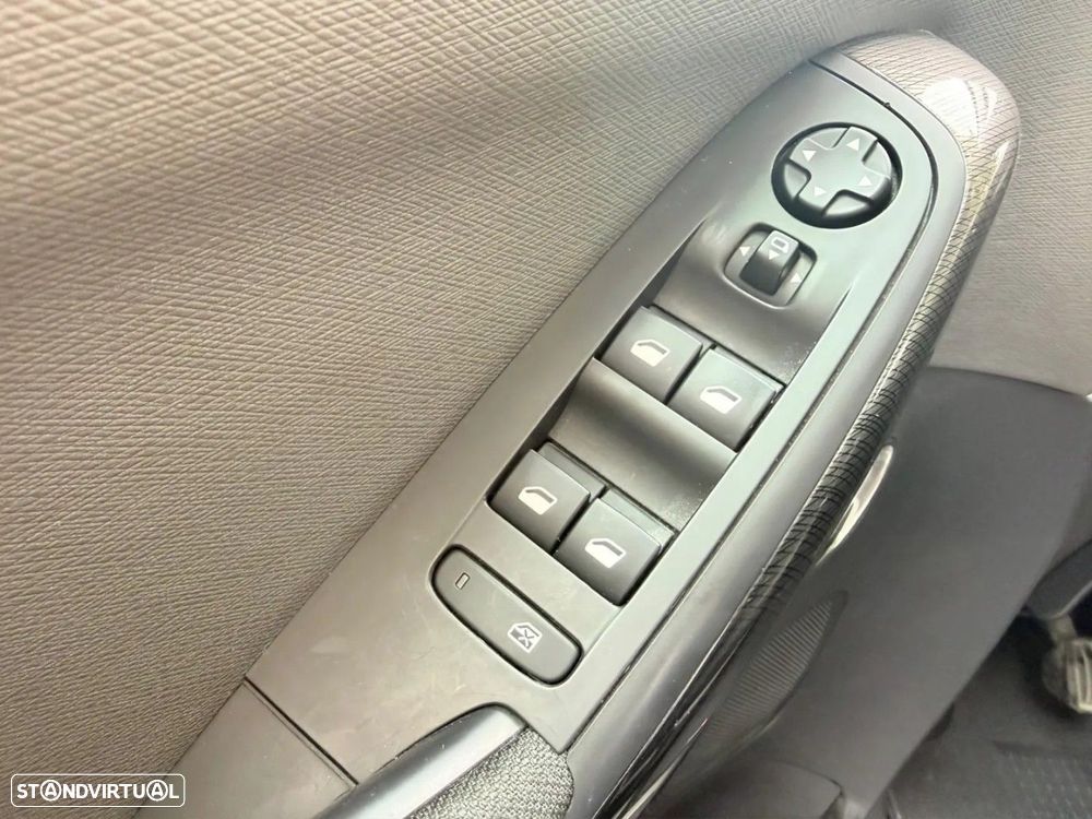 Citroën C4 Picasso - 13