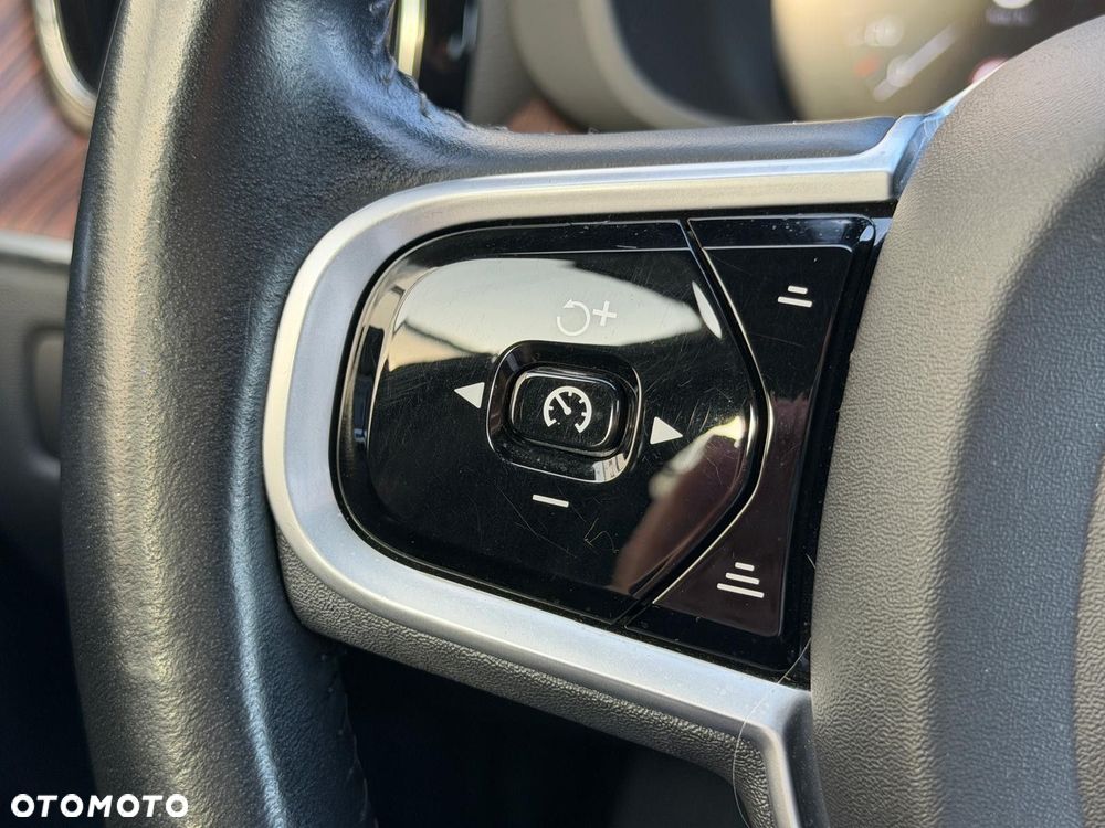 Volvo XC 60 - 11