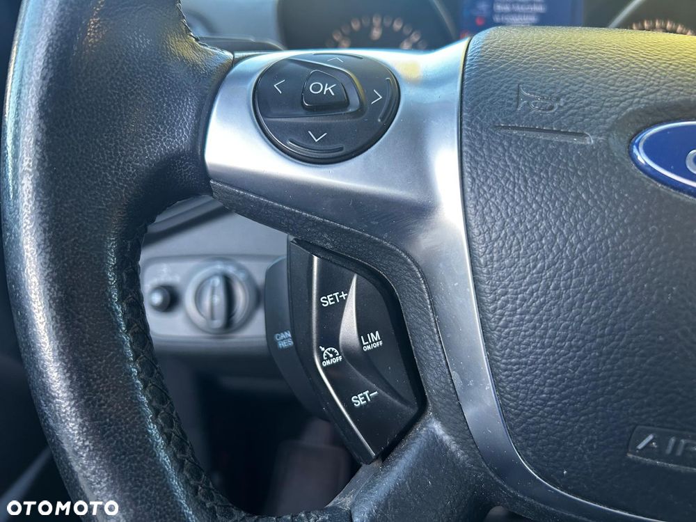 Ford Kuga 2.0 TDCi 4WD Trend - 28