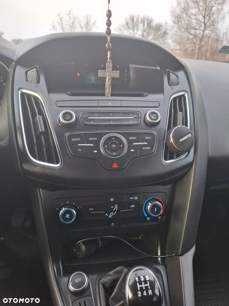 Ford Focus 1.6 Gold X - 21