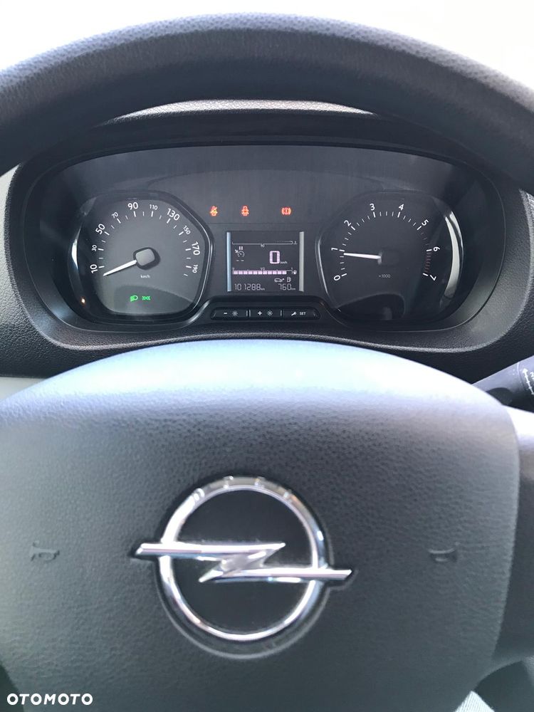 Opel Vivaro Kombi Long 3,1t Enjoy - 14