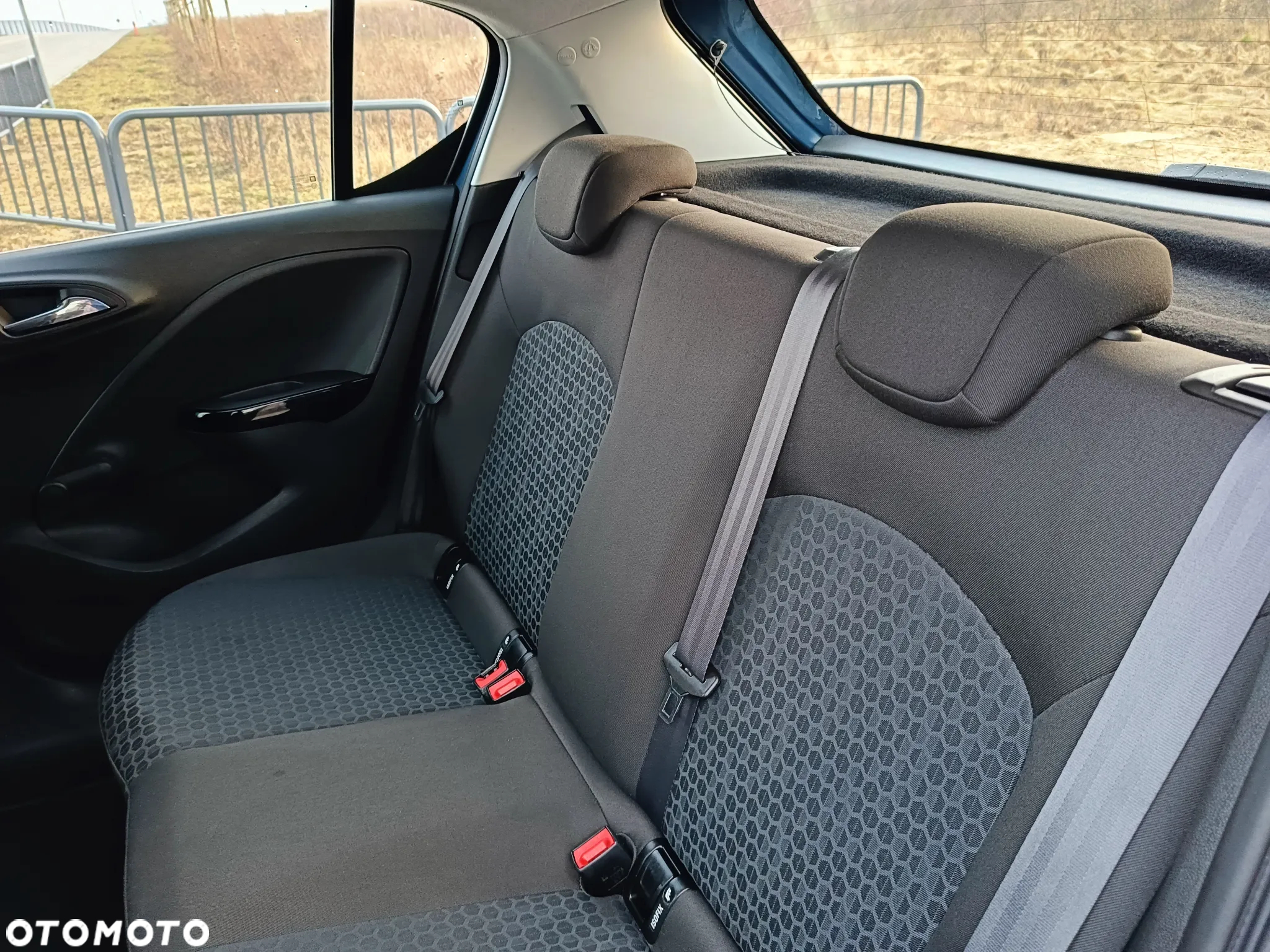Opel Corsa 1.2 16V Enjoy - 18