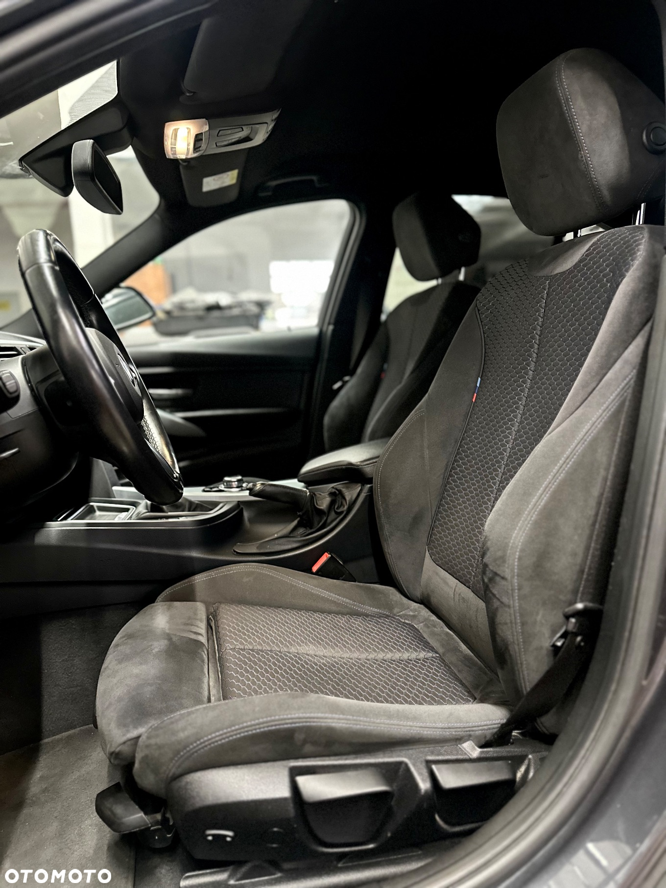 BMW Seria 3 318d M Sport EU6 - 20