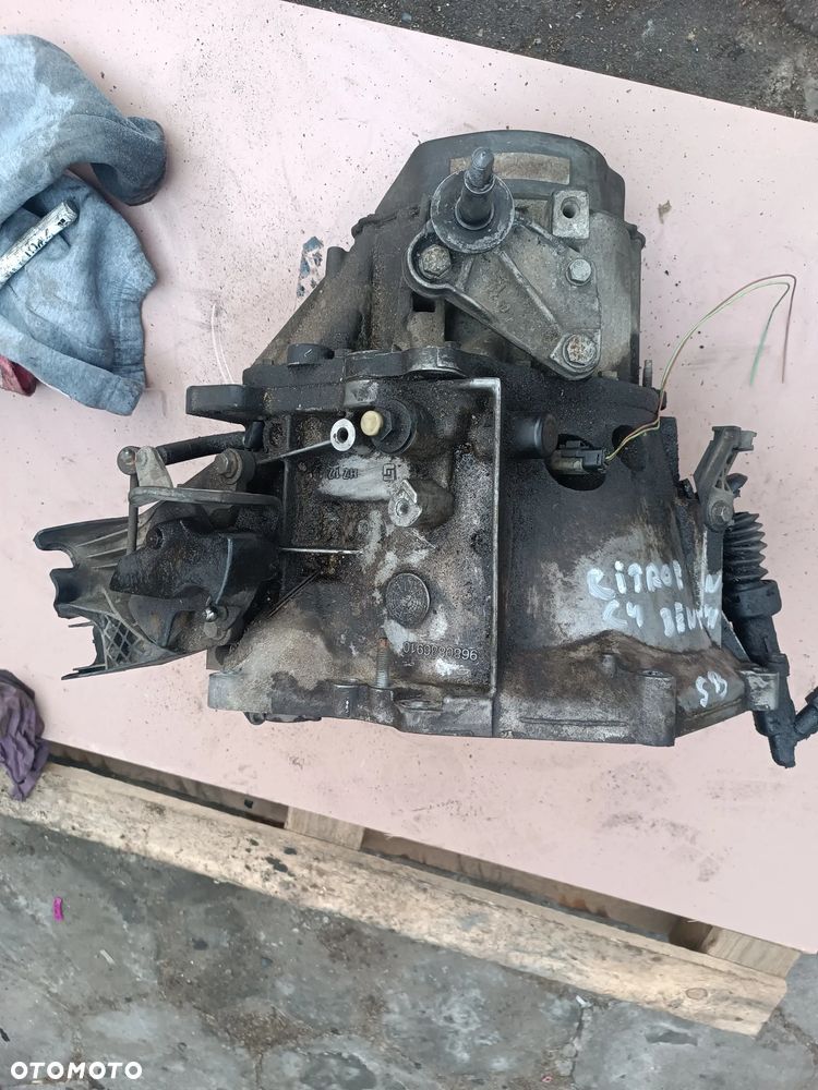 SKRZYNIA BIEGÓW 5 BIEGOWA CITROEN C4 PICASSO I 1.6 BENZYNA 2009R - 1