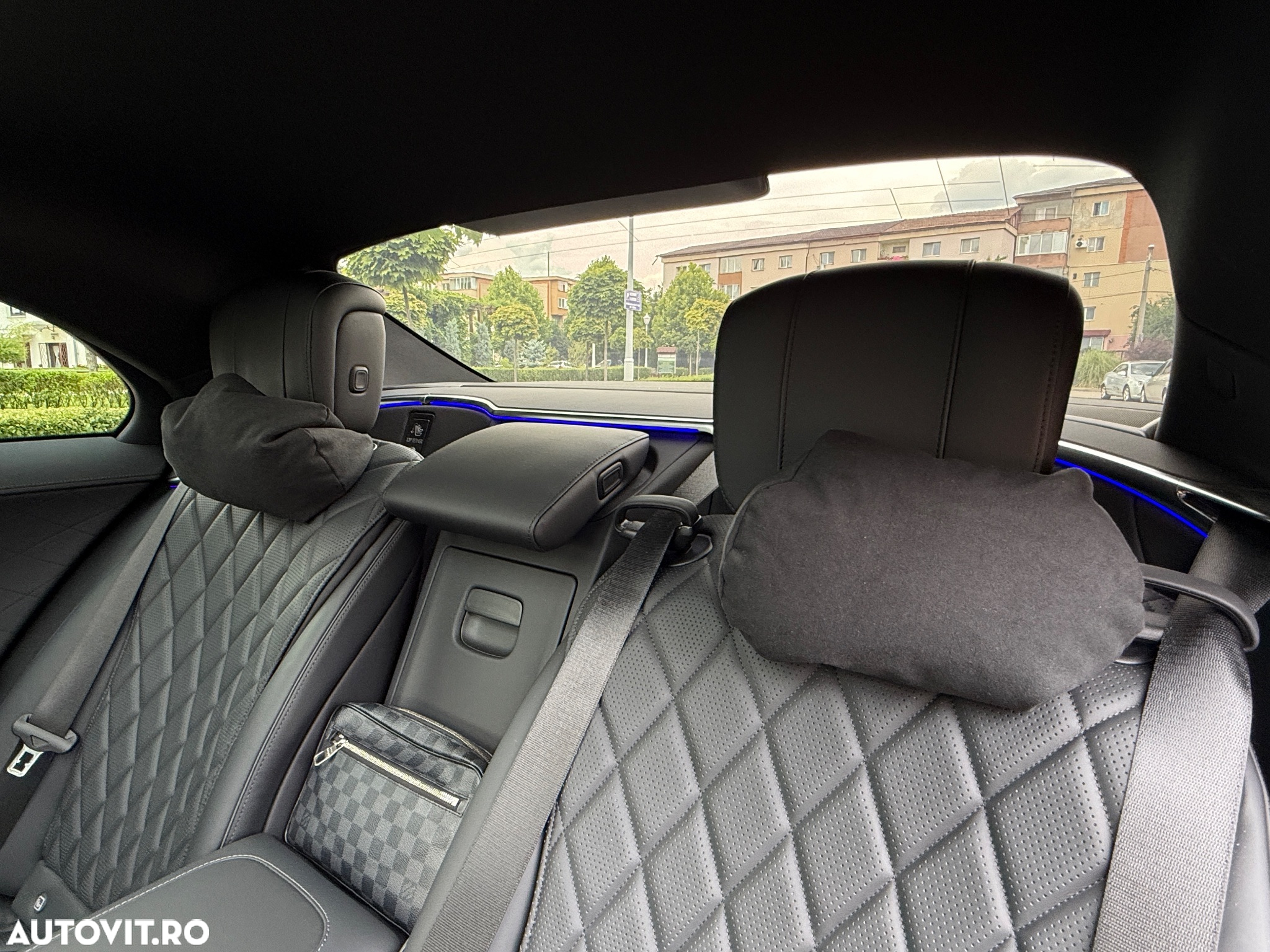 Mercedes-Benz S 450 d 4MATIC Long Aut - 29