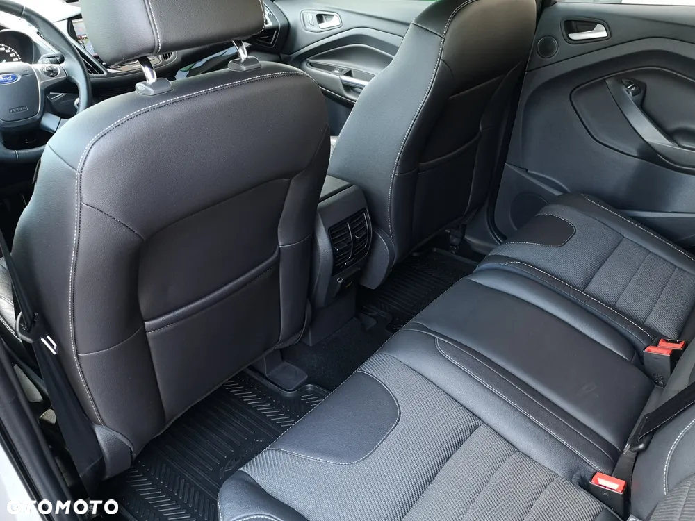 Ford Kuga 2.0 TDCi 4WD Titanium - 30