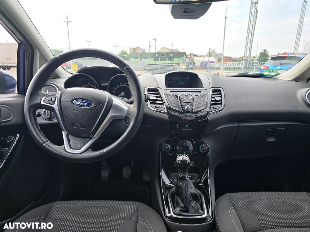 Ford Fiesta - 8