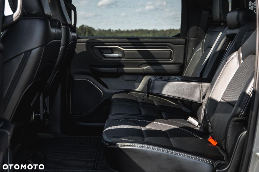 RAM 1500 Crew Cab Shortbed Rebel - 20
