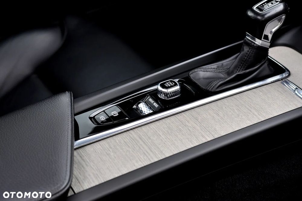 Volvo XC 60 D4 Geartronic Inscription - 15