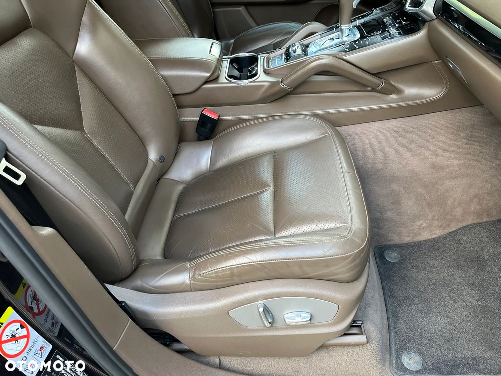 Porsche Cayenne Diesel - 10