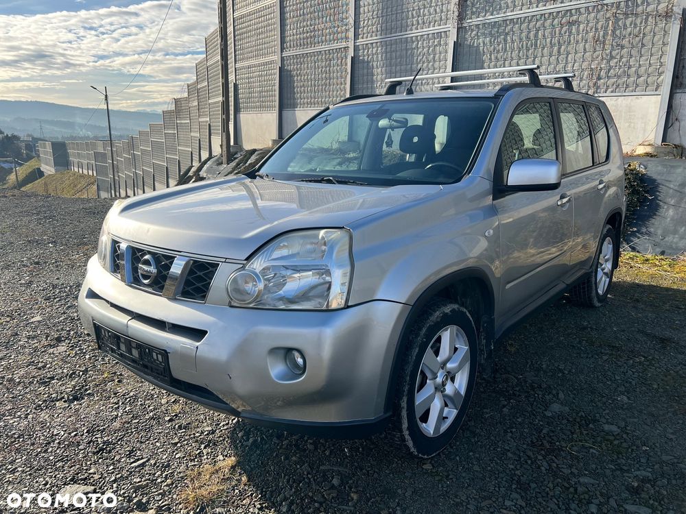 Nissan X-Trail 2.0 dCi 4x4 DPF Automatik SE - 1