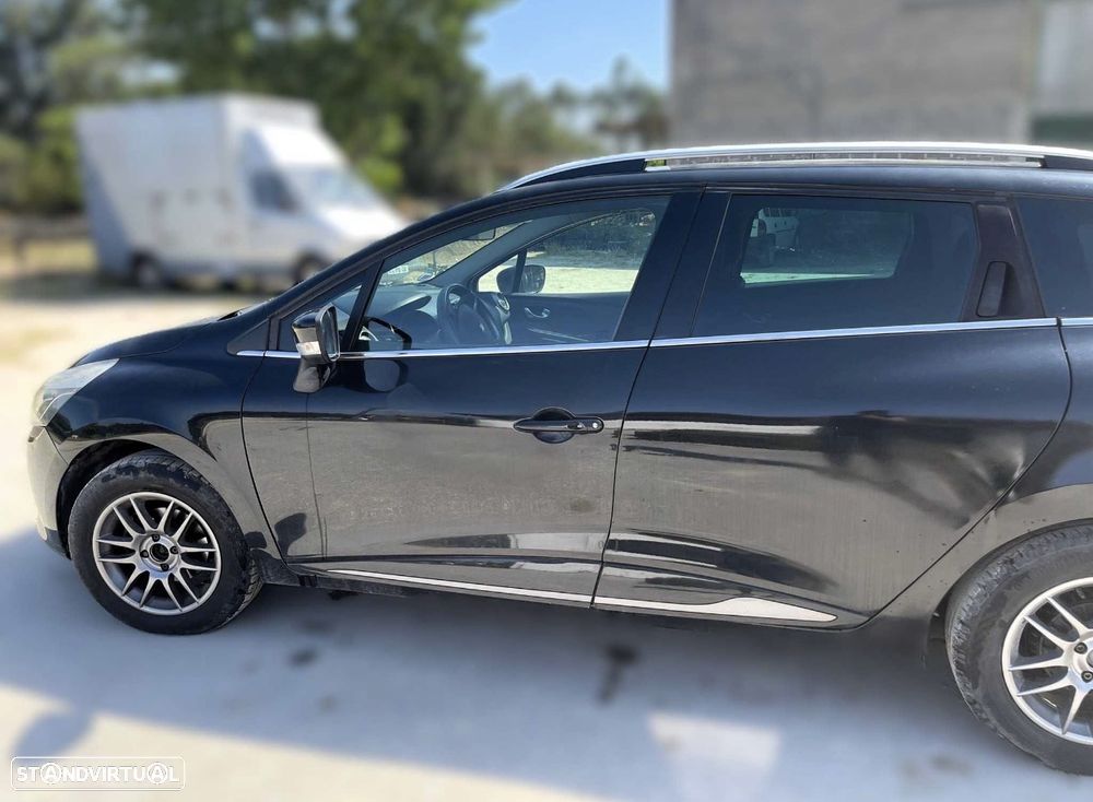 Renault Clio Sport Tourer (Energy) dCi 90 Bose Edition - 4