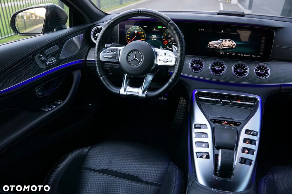 Mercedes-Benz AMG GT 43 4Matic+ Speedshift TCT 9G - 25