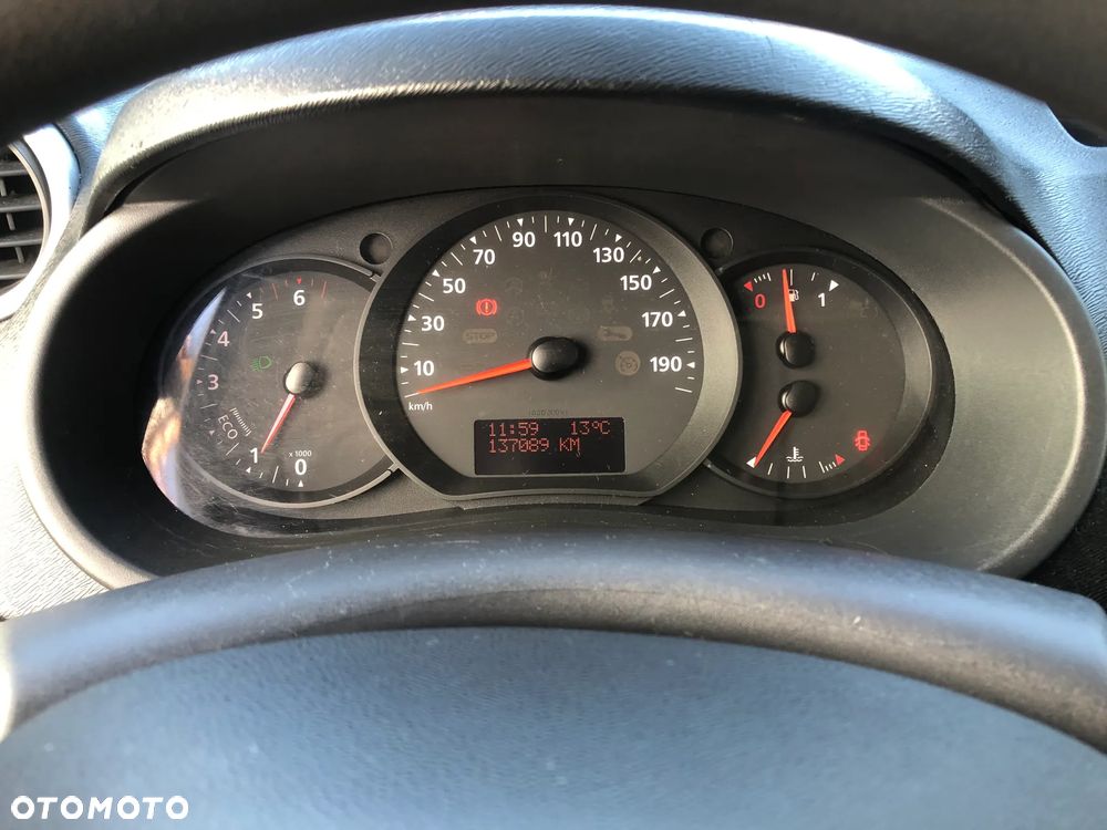 Renault KANGOO - 19