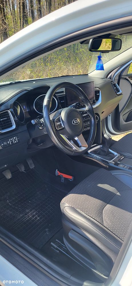 Kia Ceed 1.6 CRDi Edition 7 - 16