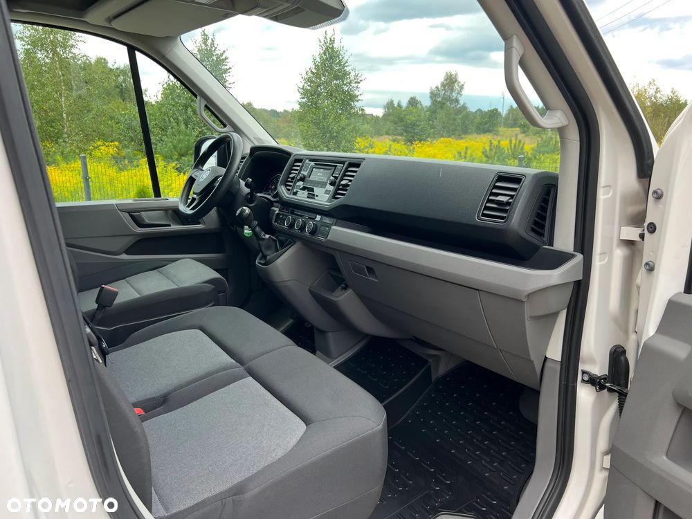 Volkswagen CRAFTER 35 - 30