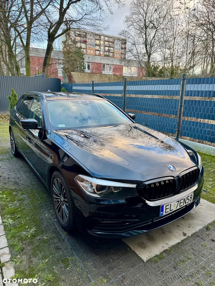 BMW Seria 5 520d Sport Line - 1