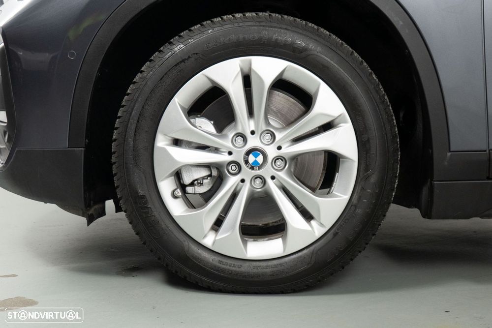 BMW X1 25 e xDrive - 19
