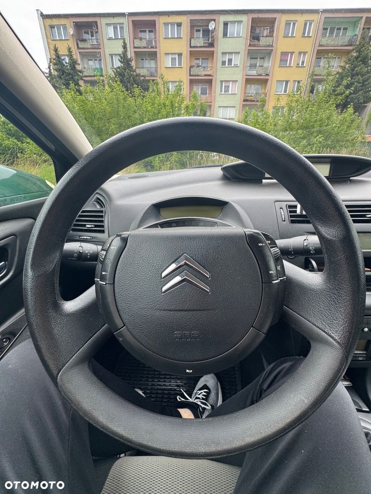 Citroën C4 1.6 HDi Impress - 9