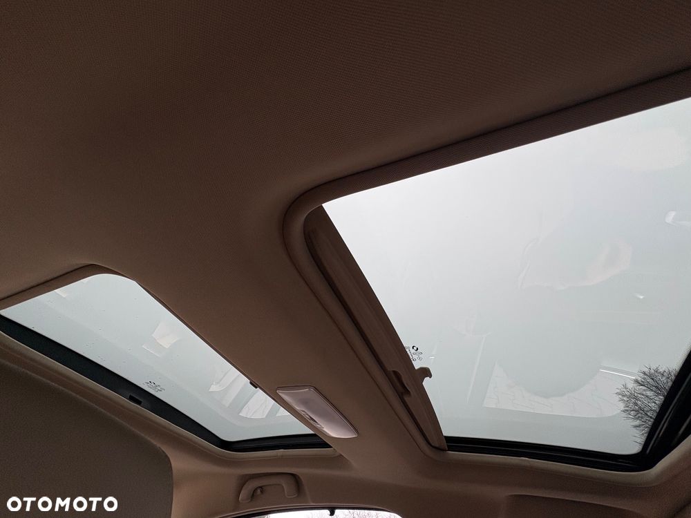 Renault Latitude - 12