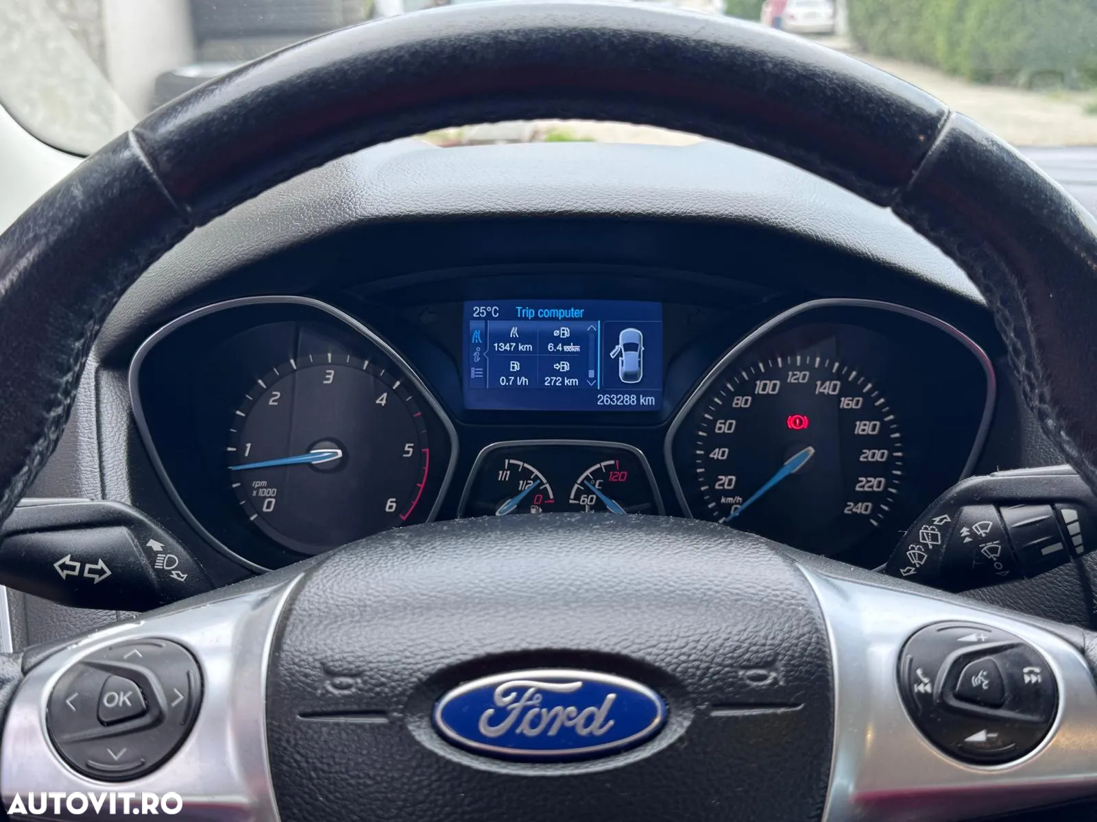 Ford Focus 1.6 TDCI DPF Titanium - 14