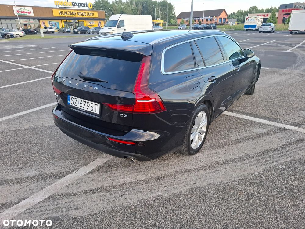 Volvo V60 D3 Momentum - 4