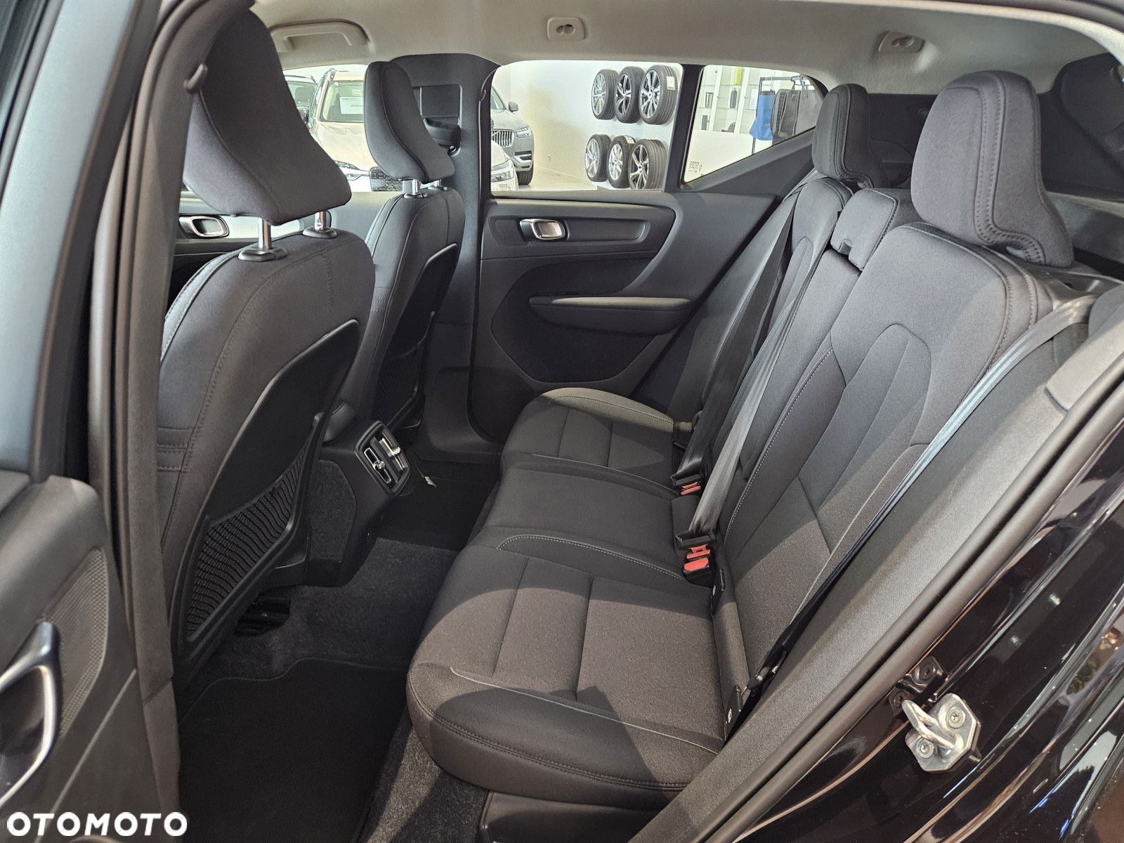 Volvo XC 40 - 22