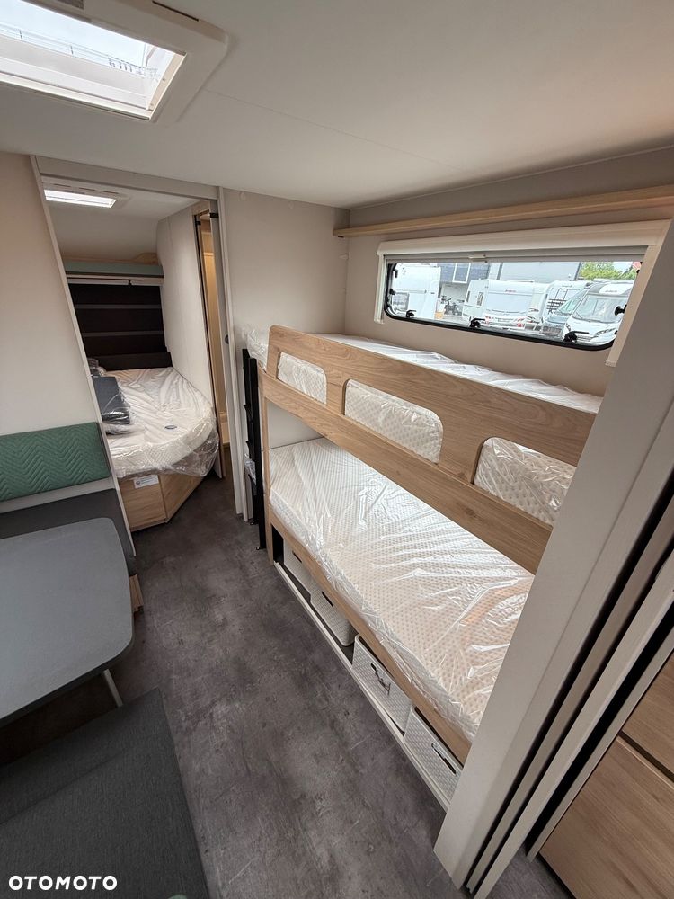 Dethleffs Camper 730 FKR - 12