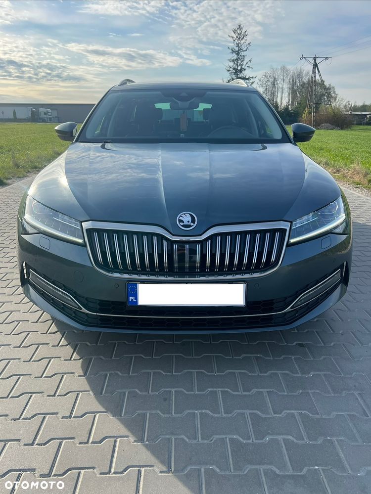 Skoda Superb 2.0 TDI 4x4 DSG Premium Edition - 2