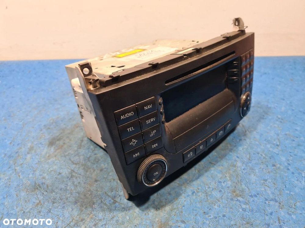 MERCEDES-BENZ W203 C 180 RADIO I NAWIGACJA A2038701989  M 271.946 - 3