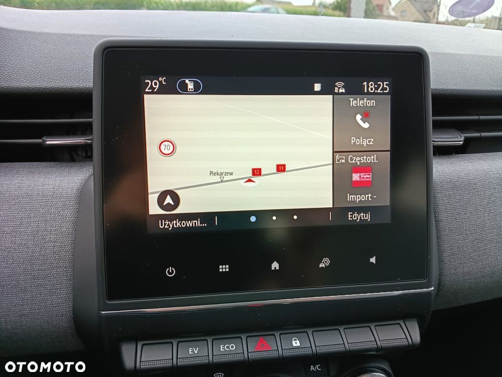 Renault Clio - 27