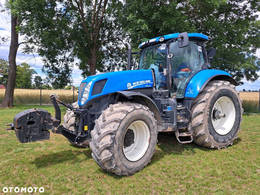 New Holland T7.220 - 2