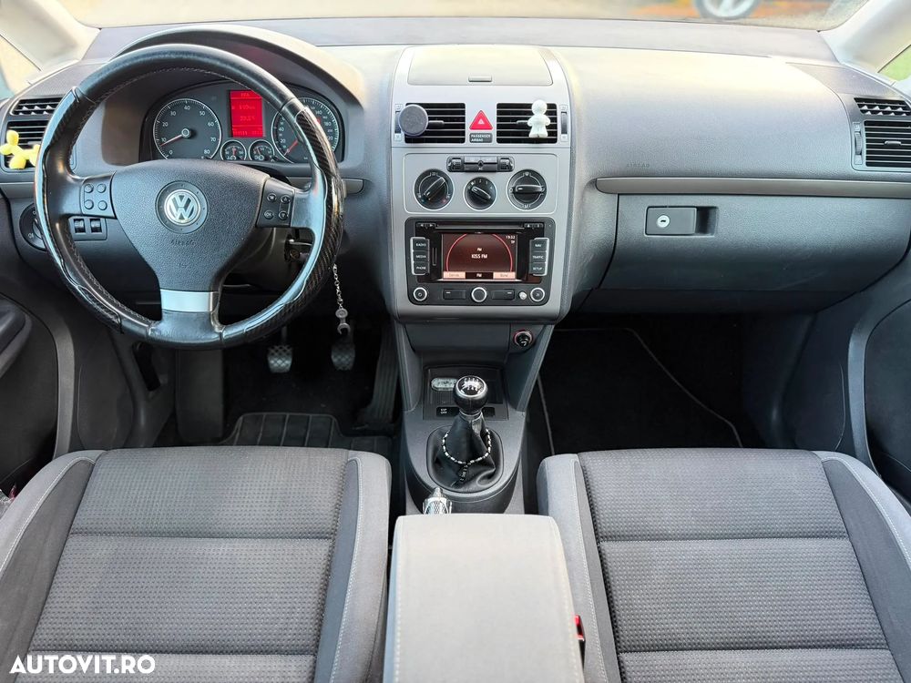 Volkswagen Touran 1.4 TSI Freestyle - 5