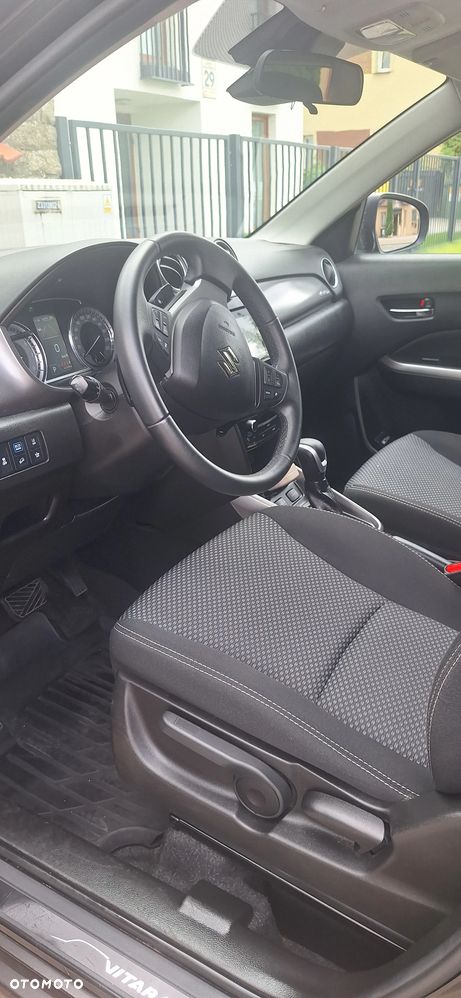 Suzuki Vitara 1.5 Strong Hybrid Elegance Sun 4WD AGS - 3