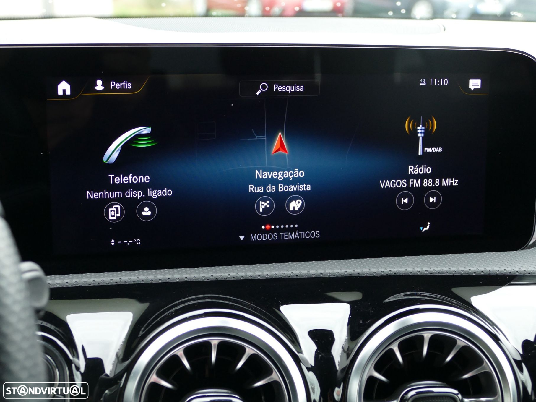Mercedes-Benz A 250 Limousine e AMG Line - 12