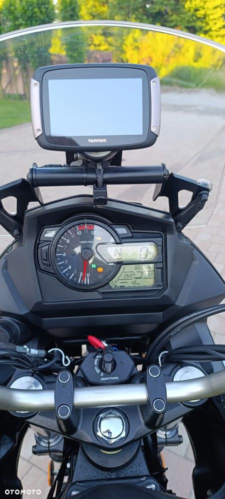 Suzuki V-STROM - 13