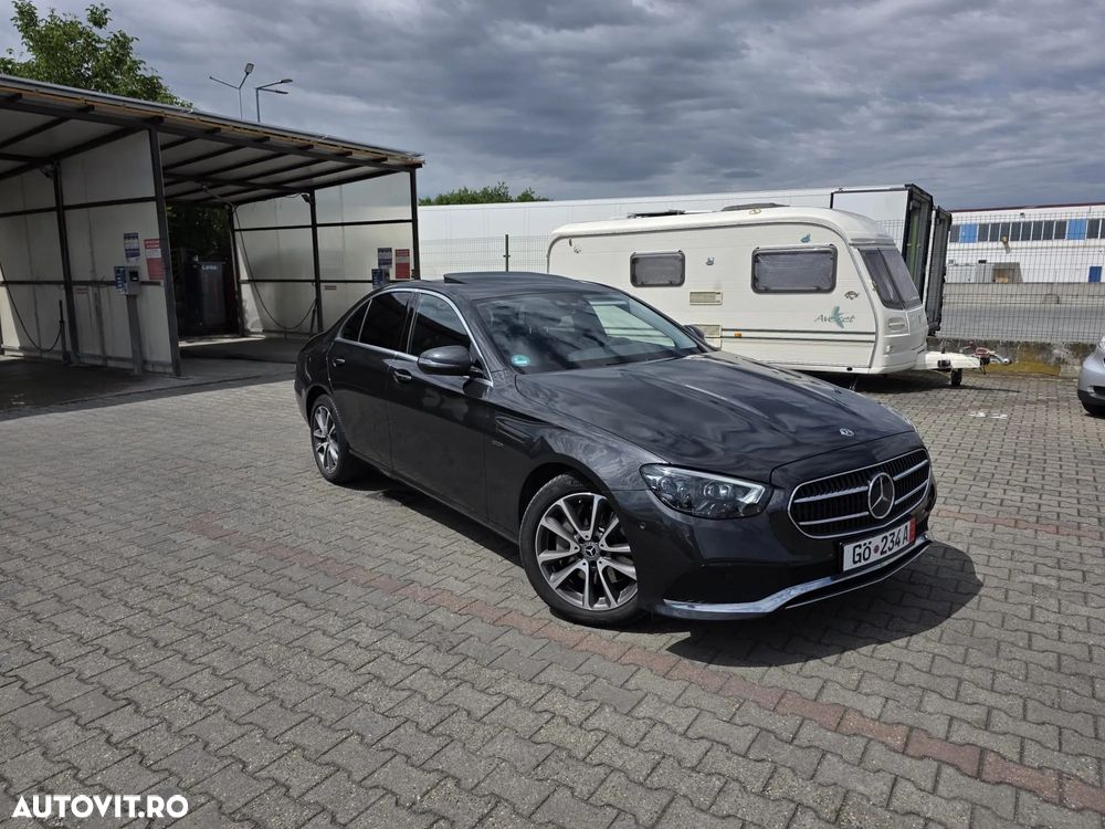 Mercedes-Benz E 300 de 4Matic 9G-TRONIC Avantgarde - 2