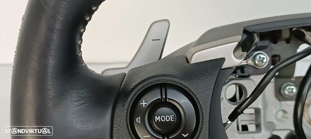 VOLANTE LEXUS IS 300H - 3